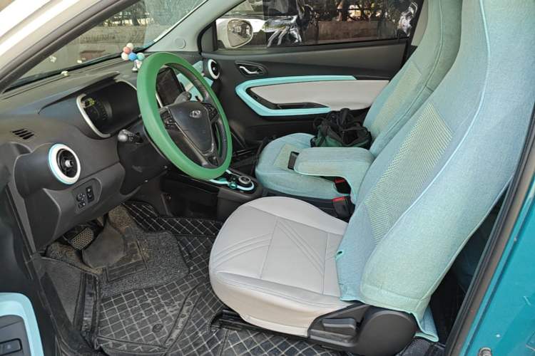 Used Chery QQ Little Ant 2021 200 000-Yuan Ant Fan Edition Talent Version NMC Battery 301 km Left Front Seat