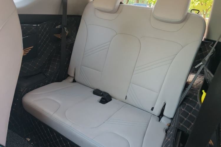 Used Chery QQ Little Ant 2021 200 000 Yuan Ant Fan Edition Energized Version Lithium Iron Phosphate 301 km Left Rear Seat