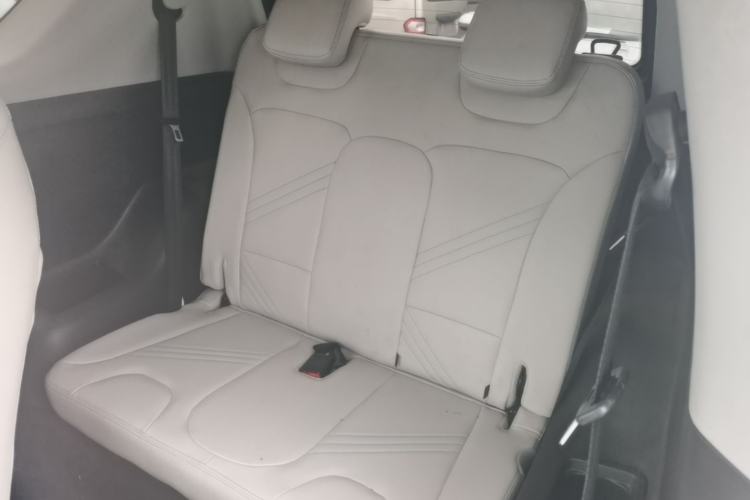Used Chery QQ Little Ant 2021 200 000-Yuan Ant Fan Edition Talent Version NMC Battery 408 km续航 Left Rear Seat