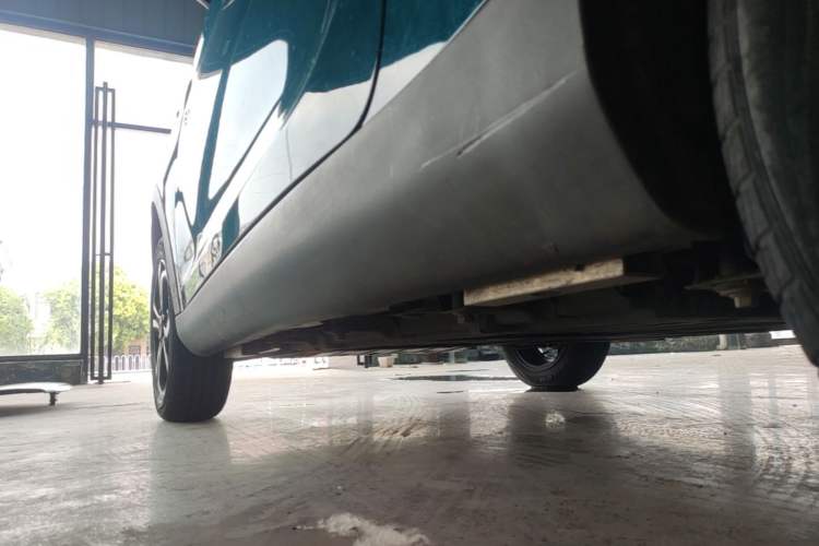 Used Chery QQ Little Ant 2021 200 000 Yuan "Ant Fan" Edition Energized Version NMC Lithium Battery 301 km Left Side Sill