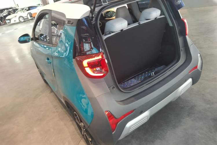 Used Chery QQ Little Ant 2021 200 000-Yuan Ant Fan Edition Talent Version Lithium Iron Phosphate 301 km Rear Left 45 Deg