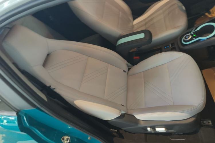 Used Chery QQ Little Ant 2021 200 000-Yuan Ant Fan Edition Talent Version Lithium Iron Phosphate 301 km Right Front Seat