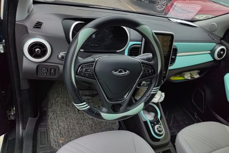Used Chery QQ Little Ant 2021 200 000-Yuan Ant Fan Edition Oxygen Version Lithium-Ion Battery 301 km Steering Wheel