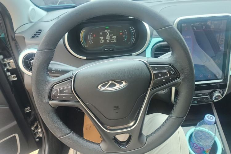 Used Chery QQ Little Ant 2021 200 000-Yuan Ant Fan Edition Oxygen Version Lithium-Ion Battery 301 km Steering Wheel