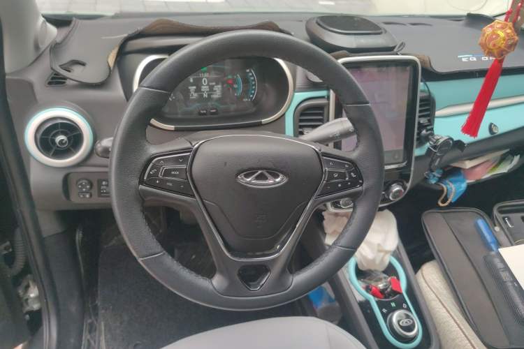 Used Chery QQ Little Ant 2021 200 000-Yuan Ant Fan Edition Oxygen Version Lithium Iron Phosphate 301 km Steering Wheel