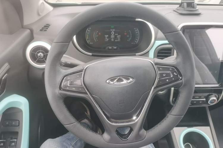 Used Chery QQ Little Ant 2021 200 000-Yuan Ant Fan Edition Talent Version NMC Battery 408 km续航 Steering Wheel