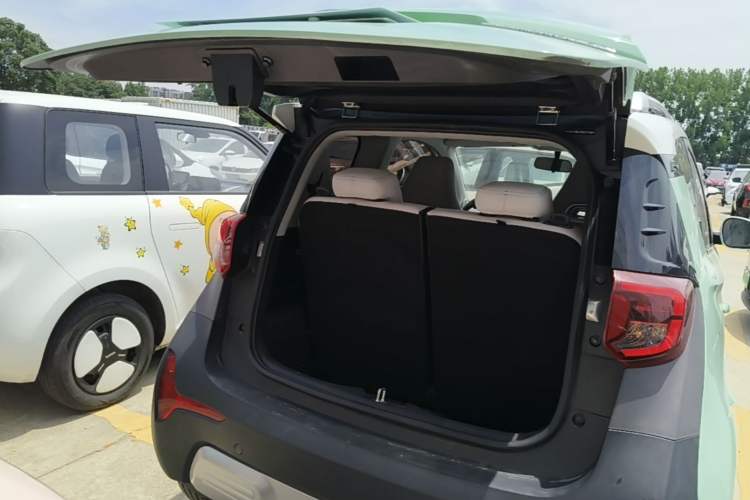 Used Chery QQ Little Ant 2021 150 000 Yuan Ant Fan Edition New Ant Cool Version Lithium Iron Phosphate Trunk