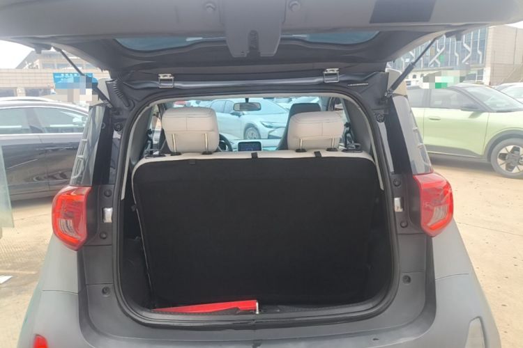 Used Chery QQ Little Ant 2021 200 000-Yuan Ant Fan Edition Oxygen Version Lithium-Ion Battery 301 km Trunk