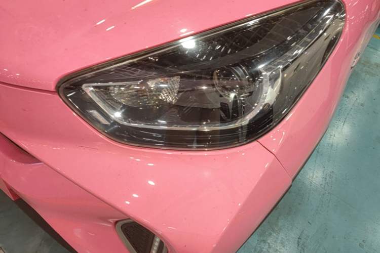 Used Chery QQ Little Ant 2021 200 000 Yuan Ant Fan Edition Energized Version NMC Lithium Battery 408 km Left Front Headlight