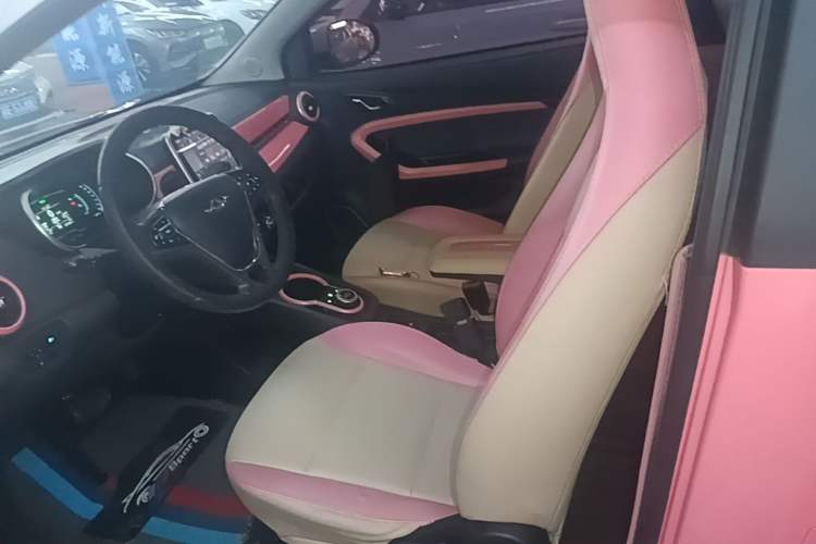 Used Chery QQ Little Ant 2021 150 000 Yuan Ant Fan Edition Queen Version Lithium Iron Phosphate Left Front Seat