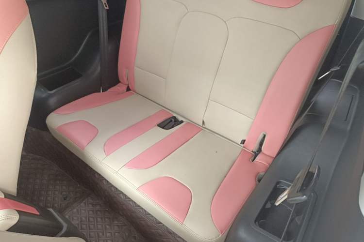 Used Chery QQ Little Ant 2021 200 000-Yuan Ant Fan Edition Talent Version NMC Battery 408 km续航 Left Rear Seat
