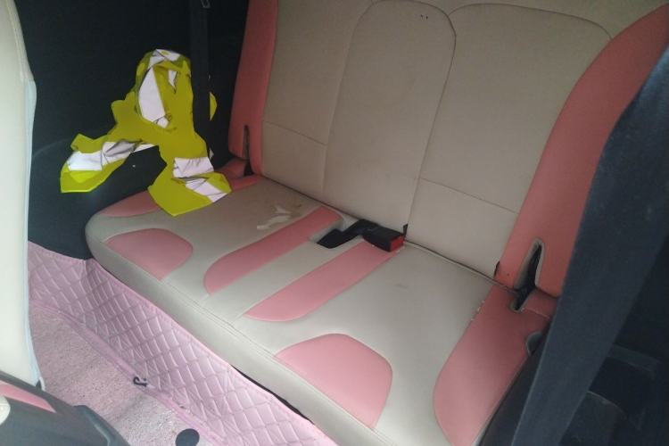 Used Chery QQ Little Ant 2021 200 000-Yuan Ant Fan Edition Talent Version NMC Battery 301 km Left Rear Seat