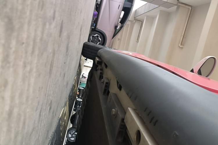 Used Chery QQ Little Ant 2021 Revised Version 150 000 Yuan Ant Fan Edition New Ant Cool Edition Lithium Iron Phosphate Left Side Sill