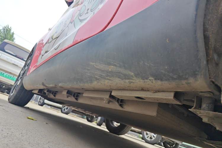 Used Chery QQ Little Ant 2021 150 000 Yuan Ant Fan Edition Queen Version Lithium Iron Phosphate Left Side Sill