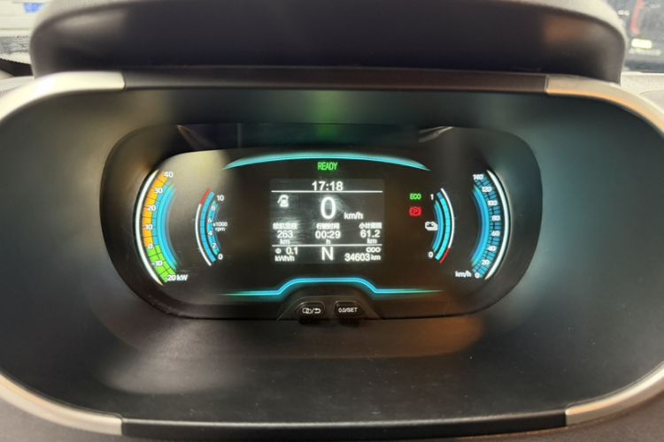 Used Chery QQ Little Ant 2021 150 000 Yuan Ant Fan Edition Ant Cool Version Lithium Iron Phosphate Odometer Close Up