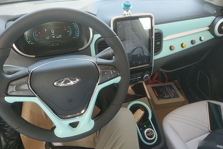 Used Chery QQ Little Ant 2021 150 000 Yuan "Ant Fan" Edition New Ant Cool Version Lithium-Ion Battery Center Console