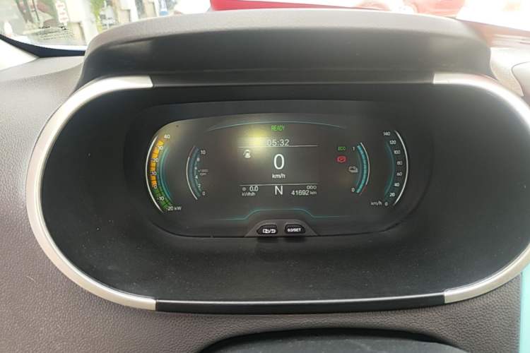 Used Chery QQ Little Ant 2021 200 000-Yuan Ant Fan Edition Oxygen Version Lithium-Ion Battery 301 km Instrument Cluster