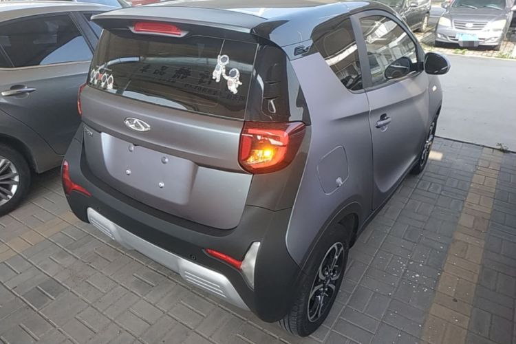 Used Chery QQ Little Ant 2021 150 000 Yuan "Ant Fan" Edition New Ant Cool Version Lithium-Ion Battery Rear Right 45 Deg