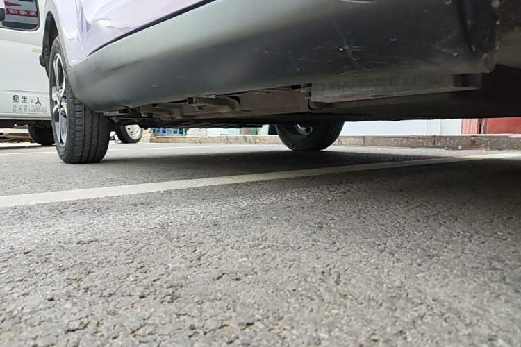 Used Chery QQ Little Ant 2021 200 000-Yuan Ant Fan Edition Oxygen Version Lithium-Ion Battery 301 km Right Side Sill