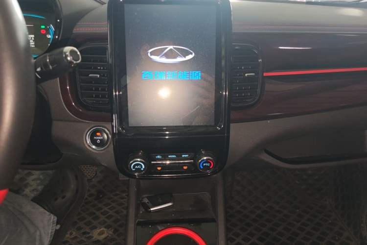 Used Chery QQ Little Ant 2021 200 000-Yuan Ant Fan Edition Talent Version NMC Battery 301 km Audio And AC Panel