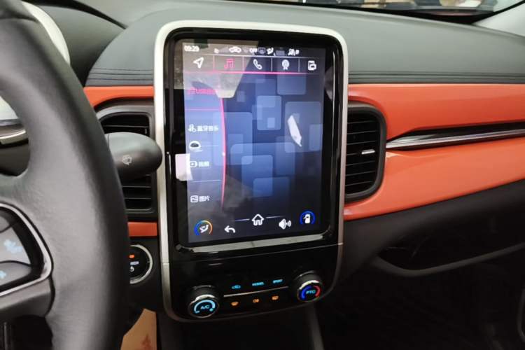 Used Chery QQ Little Ant 2021 200 000 Yuan "Ant Fan" Edition Energized Version NMC Lithium Battery 301 km Audio And AC Panel