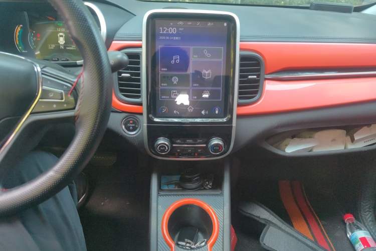 Used Chery QQ Little Ant 2021 150 000 Yuan Ant Fan Edition Ant Trend Version Lithium Iron Phosphate Audio And AC Panel