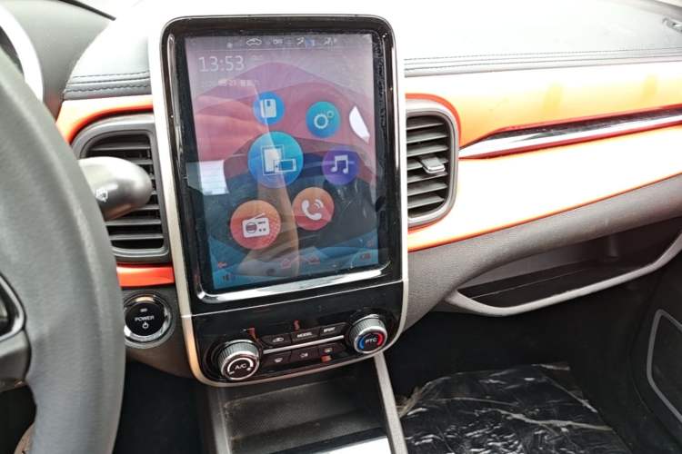 Used Chery QQ Little Ant 2021 200 000-Yuan Ant Fan Edition Energetic Version NMC Lithium Battery 301 km Audio And AC Panel