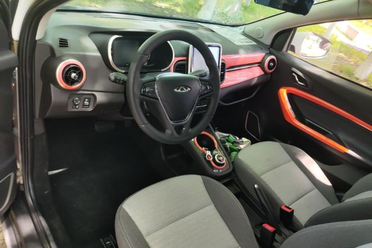 Used Chery QQ Little Ant 2021 150 000 Yuan Ant Fan Edition Ant Cool Version Lithium Iron Phosphate Center Console
