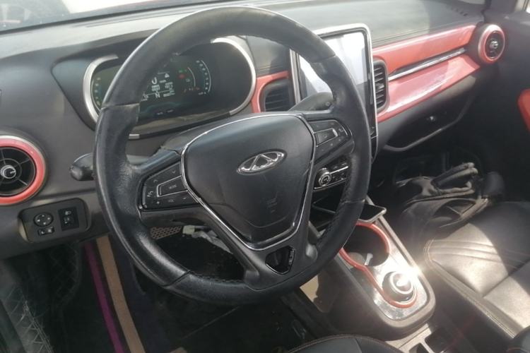 Used Chery QQ Little Ant 2021 200 000 Yuan "Ant Fan" Edition Energized Version NMC Lithium Battery 301 km Center Console