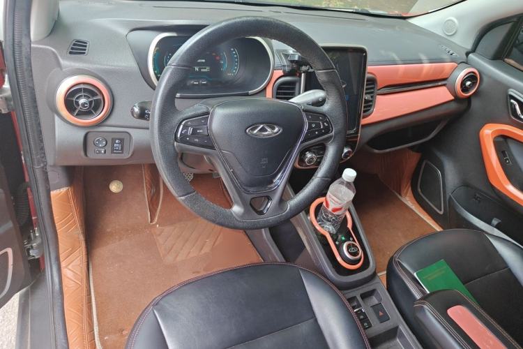 Used Chery QQ Little Ant 2021 150 000 Yuan "Ant Fan" Edition New Ant Cool Version Lithium-Ion Battery Center Console