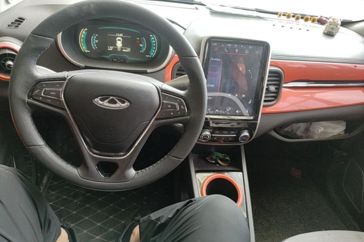 Used Chery QQ Little Ant 2021 150 000 Yuan Ant Fan Edition Ant Cool Version Lithium Iron Phosphate Center Console