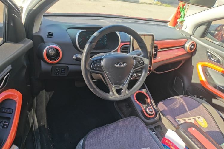 Used Chery QQ Little Ant 2021 150 000 Yuan "Ant Fan" Edition New Ant Xuan Version Lithium-NMC Battery Center Console