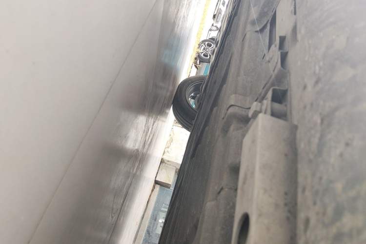 Used Chery QQ Little Ant 2021 150 000 Yuan "Ant Fan" Edition New Ant Cool Version Lithium-Ion Battery Chassis Front Right