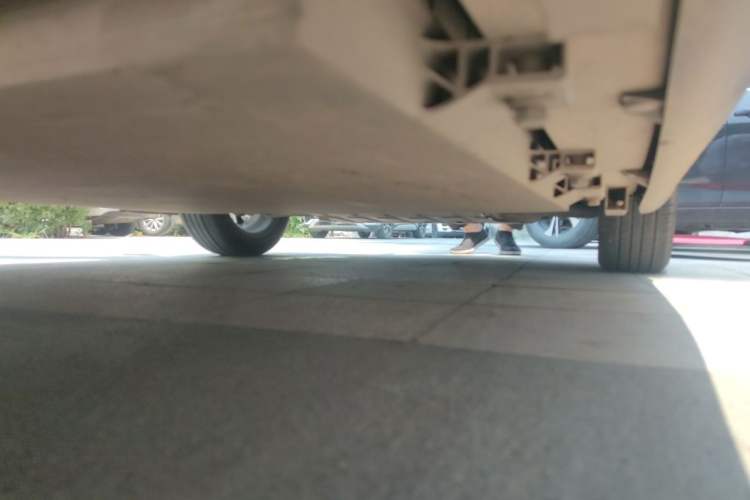 Used Chery QQ Little Ant 2021 150 000 Yuan Ant Fan Edition Ant Trend Version Lithium Iron Phosphate Chassis Rear Right