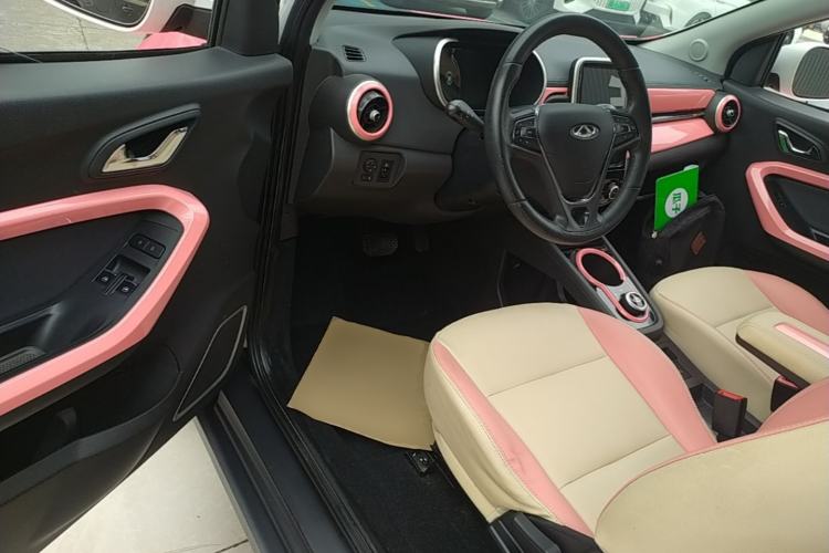 Used Chery QQ Little Ant 2021 150 000 Yuan "Ant Fan" Edition New Ant Cool Version Lithium-Ion Battery Driver Seat