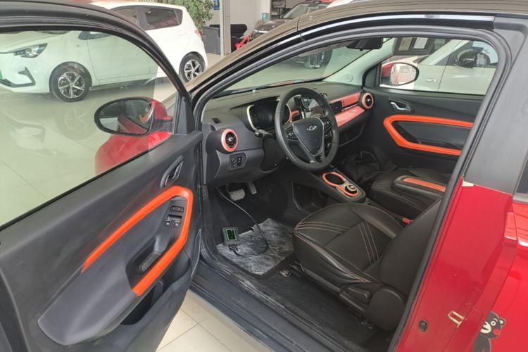 Used Chery QQ Little Ant 2021 200 000 Yuan "Ant Fan" Edition Energized Version NMC Lithium Battery 301 km Driver Seat