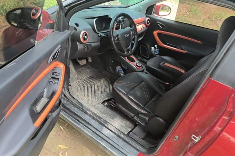 Used Chery QQ Little Ant 2021 150 000 Yuan "Ant Fan" Edition New Ant Cool Version Lithium-Ion Battery Driver Seat