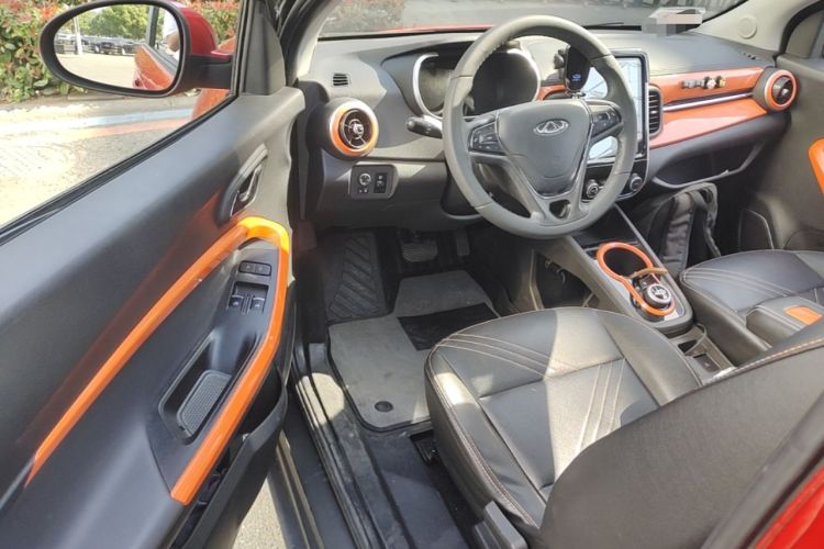 Used Chery QQ Little Ant 2021 200 000 Yuan "Ant Fan" Edition Energized Version NMC Lithium Battery 301 km Driver Seat