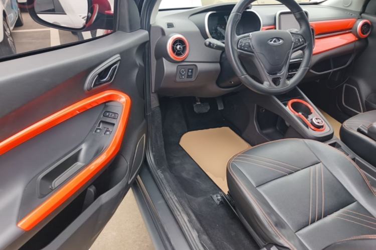 Used Chery QQ Little Ant 2021 200 000 Yuan "Ant Fan" Edition Energized Version NMC Lithium Battery 301 km Driver Seat