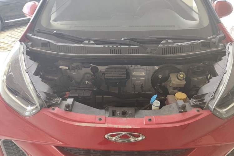 Used Chery QQ Little Ant 2021 150 000 Yuan "Ant Fan" Edition New Ant Cool Version Lithium-Ion Battery Engine Bay