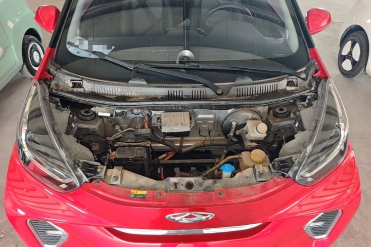 Used Chery QQ Little Ant 2021 200 000-Yuan Ant Fan Edition Talent Version NMC Battery 301 km Engine Bay