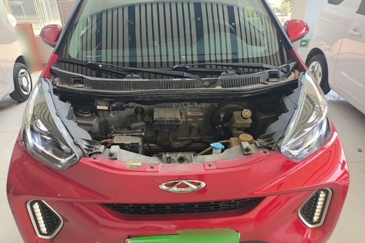 Used Chery QQ Little Ant 2021 200 000 Yuan "Ant Fan" Edition Energized Version NMC Lithium Battery 301 km Engine Bay