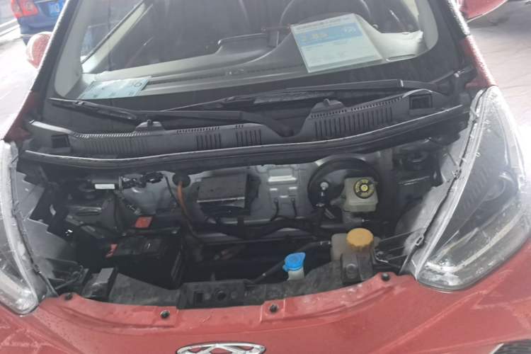 Used Chery QQ Little Ant 2021 200 000-Yuan Ant Fan Edition Talent Version NMC Battery 301 km Engine Bay