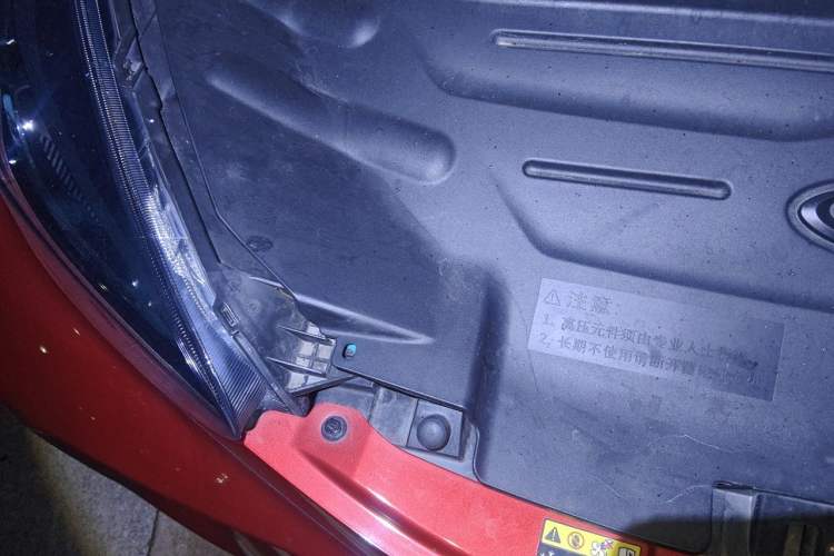 Used Chery QQ Little Ant 2021 150 000 Yuan Ant Fan Edition Ant Trend Version Lithium Iron Phosphate Engine Bay Right