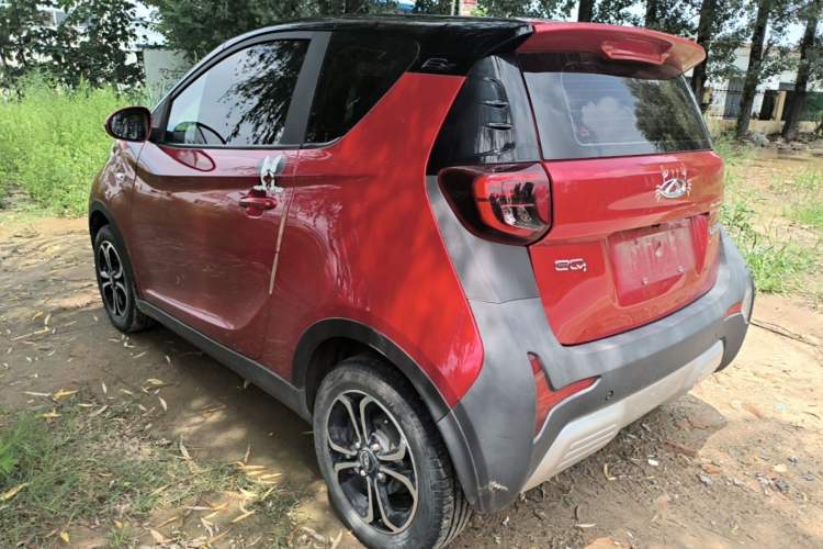 Used Chery QQ Little Ant 2021 150 000 Yuan "Ant Fan" Edition New Ant Cool Version Lithium-Ion Battery Exterior 2