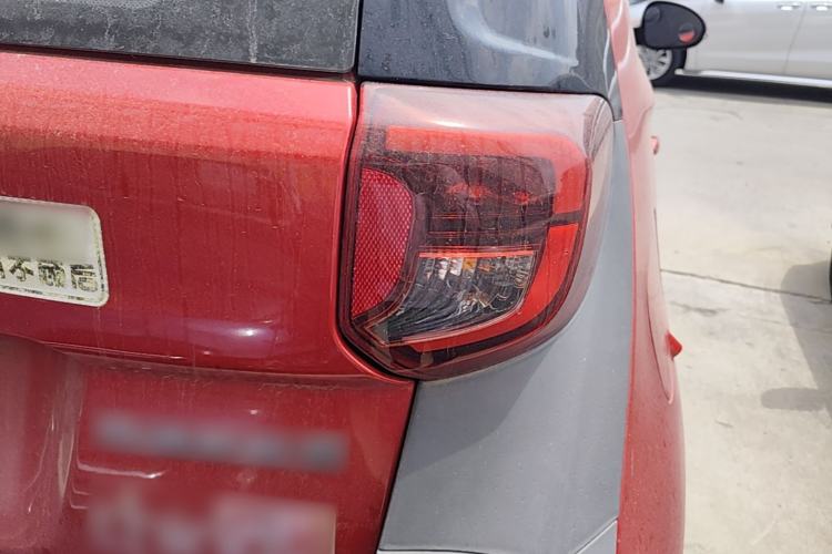 Used Chery QQ Little Ant 2021 150 000 Yuan "Ant Fan" Edition New Ant Xuan Version Lithium-NMC Battery Exterior 3