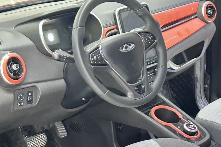 Used Chery QQ Little Ant 2021 150 000 Yuan Ant Fan Edition Ant Cool Version Lithium Iron Phosphate Exterior 4