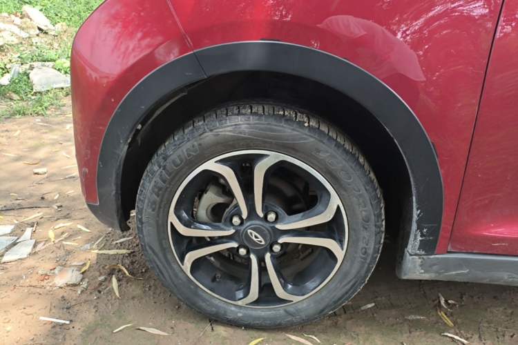 Used Chery QQ Little Ant 2021 150 000 Yuan "Ant Fan" Edition New Ant Cool Version Lithium-Ion Battery Exterior 4