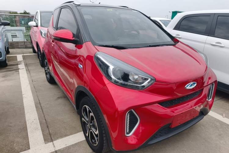 Used Chery QQ Little Ant 2021 200 000 Yuan "Ant Fan" Edition Energized Version NMC Lithium Battery 301 km Front Right 45 Deg