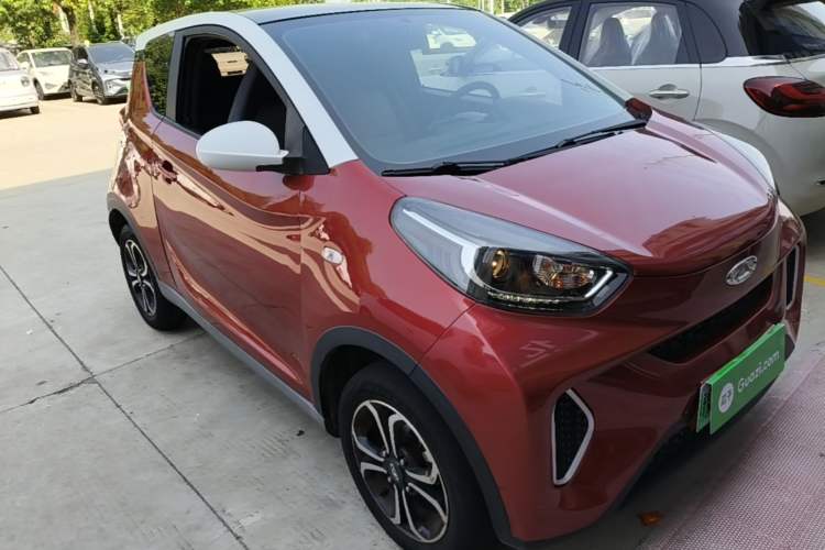 Used Chery QQ Little Ant 2021 150 000 Yuan "Ant Fan" Edition Ant Cool Version with Ternary Lithium Front Right 45 Deg